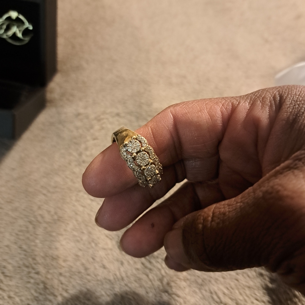 Diamond Ring - Picture 4 of 6